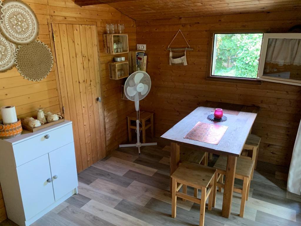 Les Petits Chalets De Dudu La Voulte-sur-Rhone Exteriér fotografie
