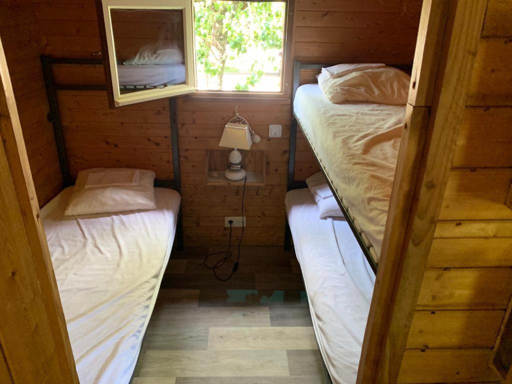 Les Petits Chalets De Dudu La Voulte-sur-Rhone Pokoj fotografie